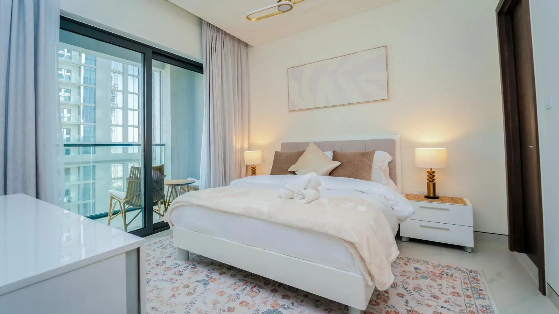 Stylish 1Br Retreat Perfect For Couples Apartment Dubai