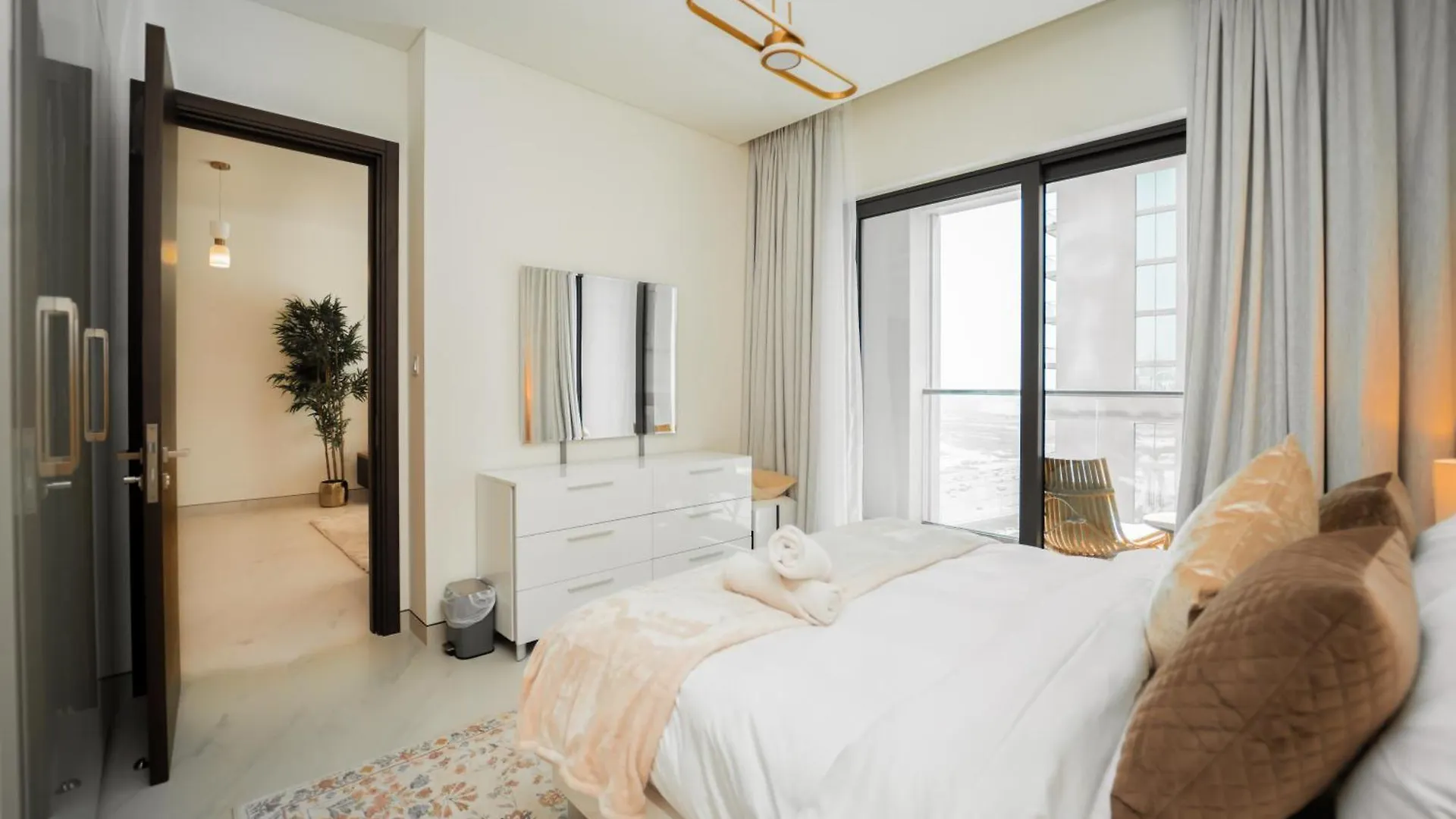 Stylish 1Br Retreat Perfect For Couples Apartment Dubai