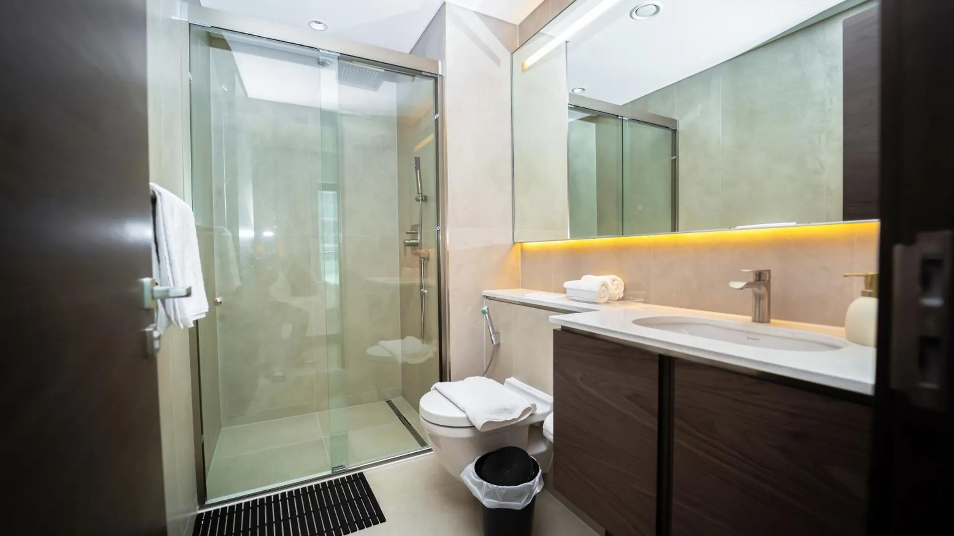 Stylish 1Br Retreat Perfect For Couples Apartment Dubai