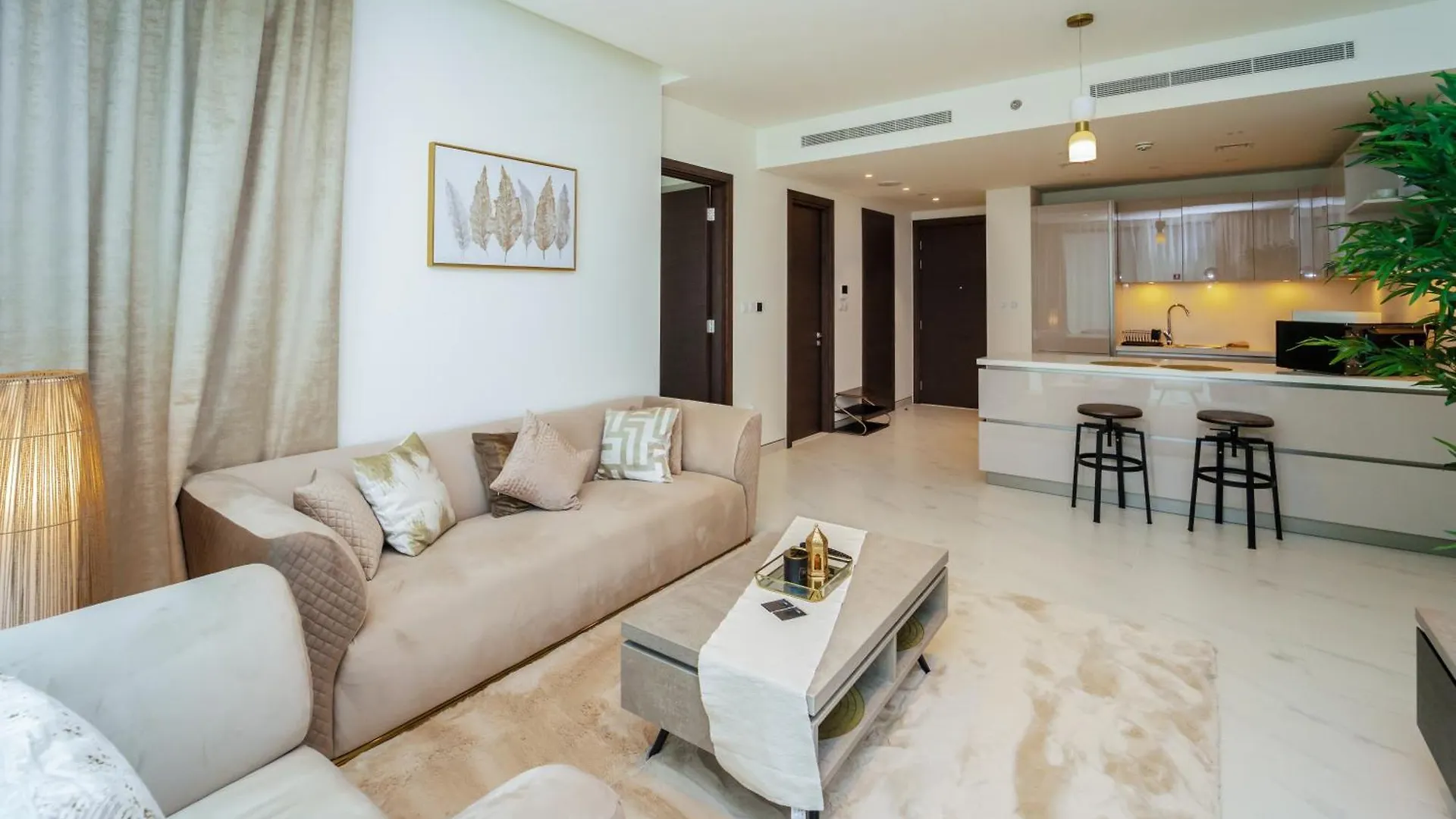 Stylish 1Br Retreat Perfect For Couples Apartment Dubai